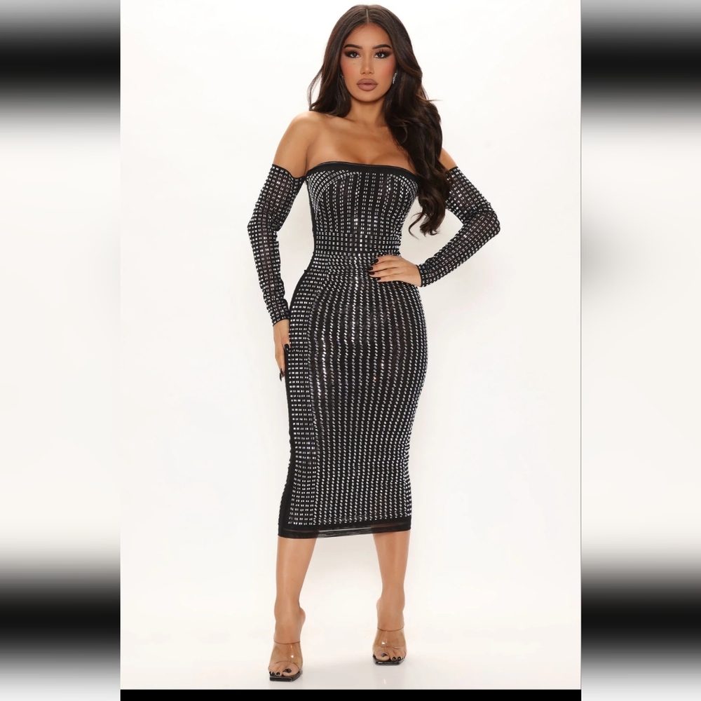 Rhinestone dress - Picture 4 of 7
